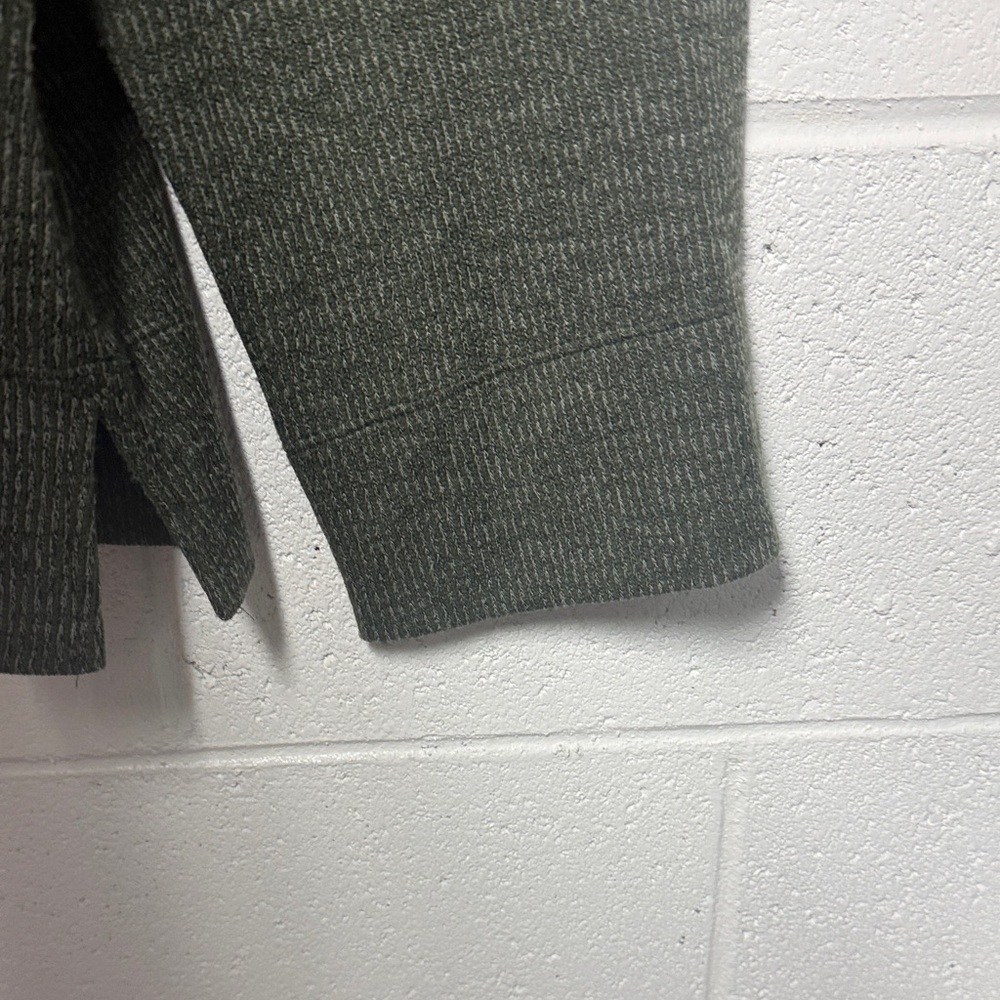 Max Studio Forest Green Knit Sweater - Picture 6 of 8